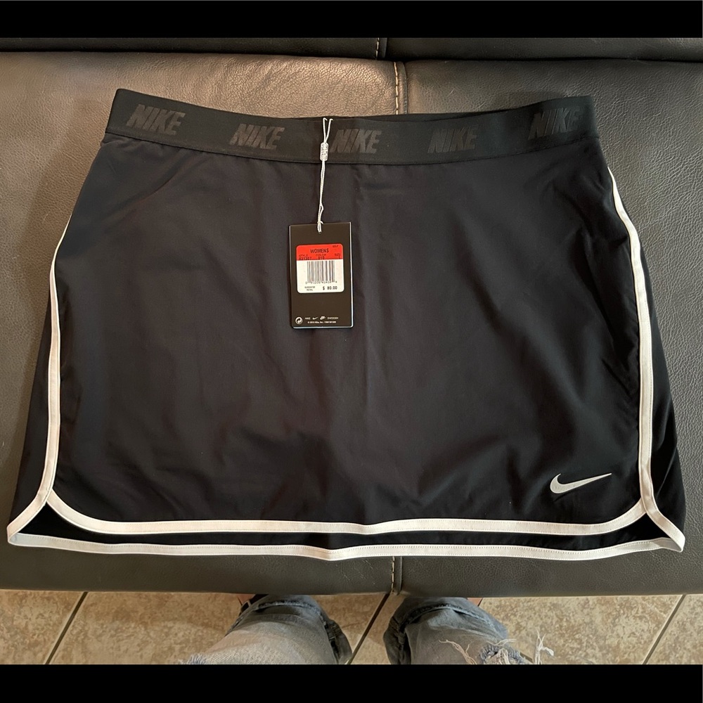 Nike Women’s Golf Skirt. NWT ‼️
